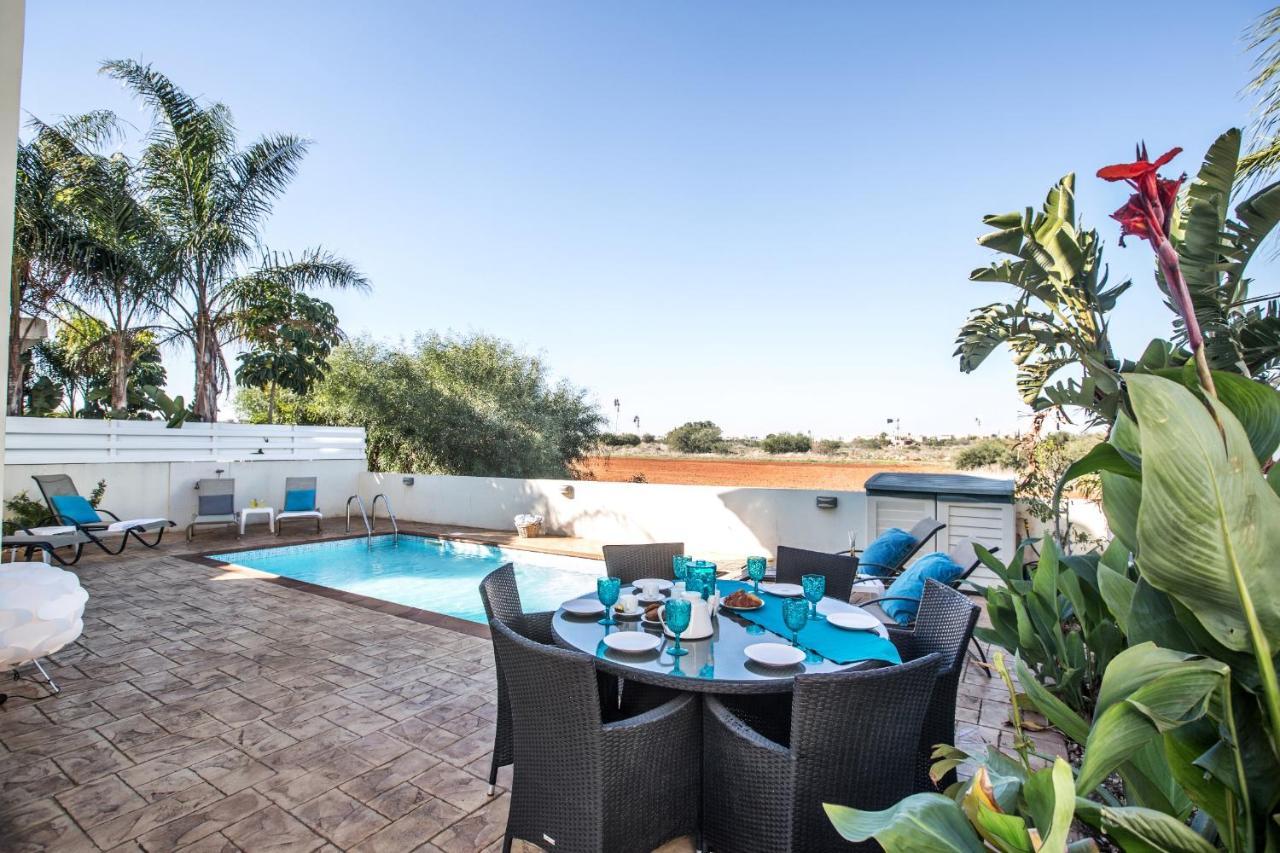 Seaspray Villa Protaras Exterior photo